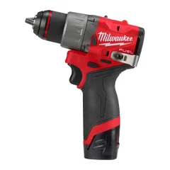 Milwaukee M12 FDD2 bore-/skruemaskine set fra en anden vinkel